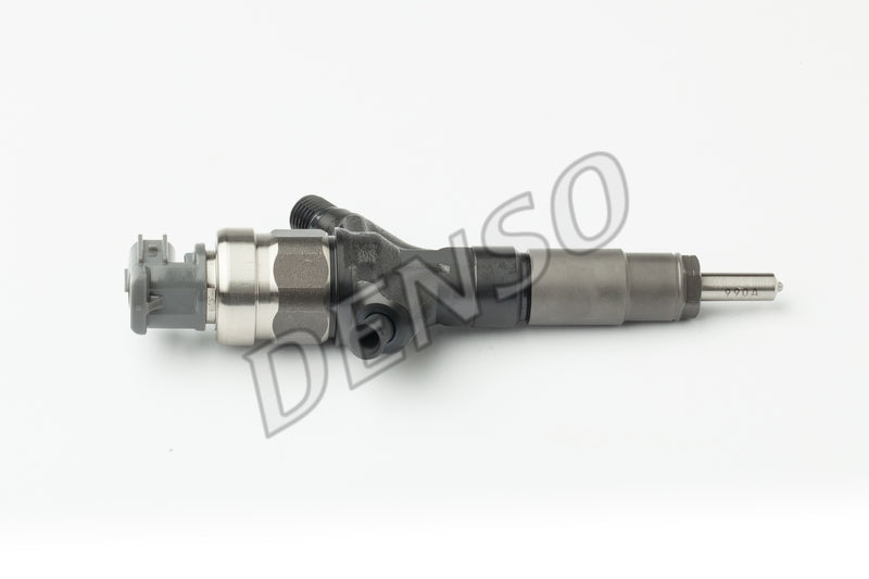 095000-7890 - Denso Reconditioned Injector *CASH BACK OFFER*