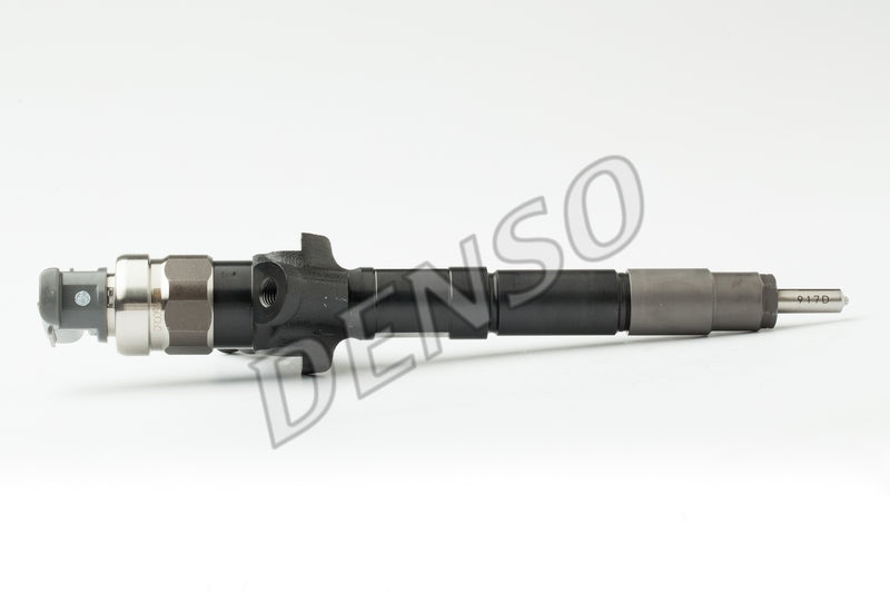 095000-6240 - New Denso Injector